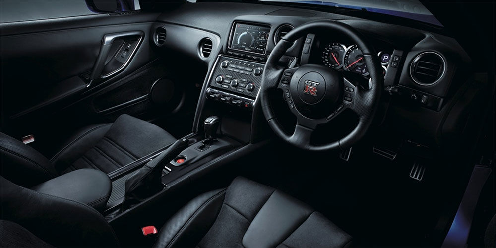 2011 Nissan GT R interior