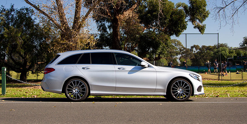 2015 Mercedes Benz C 250 Estate Review profile