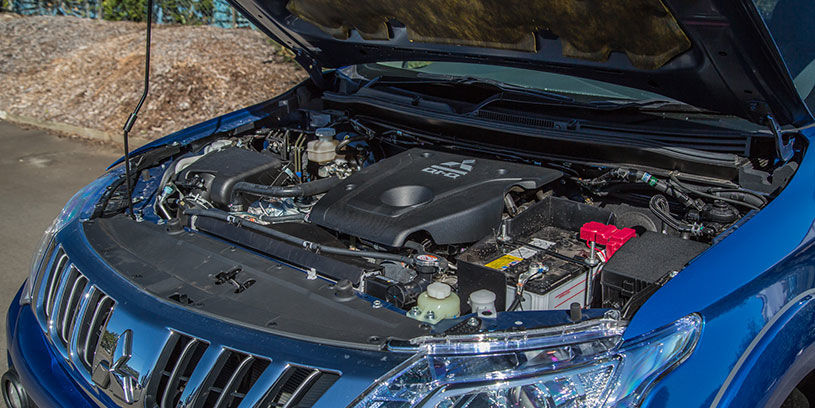 2015 Mitsubishi Triton GLS 4WD Dual Cab bonnet