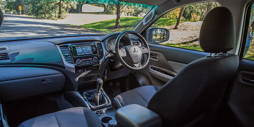 2015 Mitsubishi Triton GLS 4WD Dual Cab interior