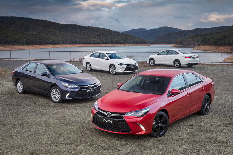 2015 toyota camry family