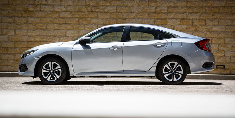 2017 Honda Civic side