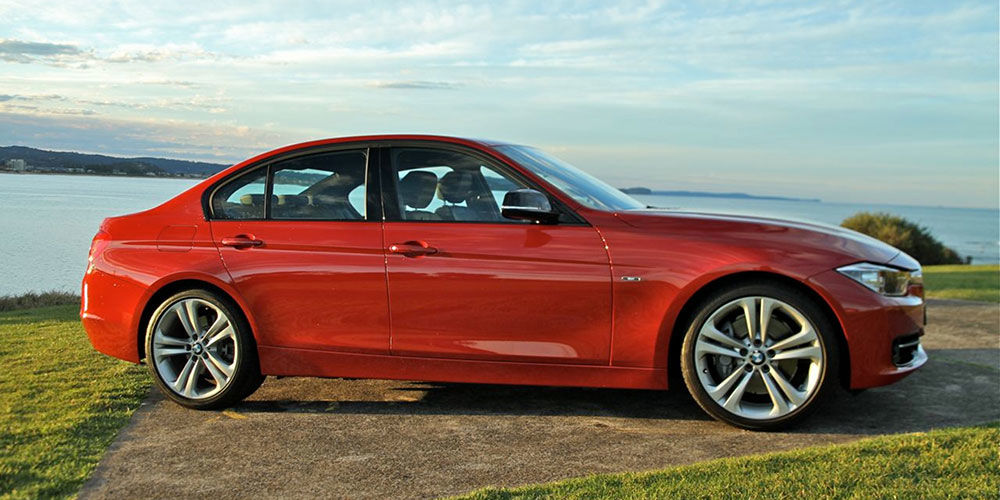 BMW 335i side
