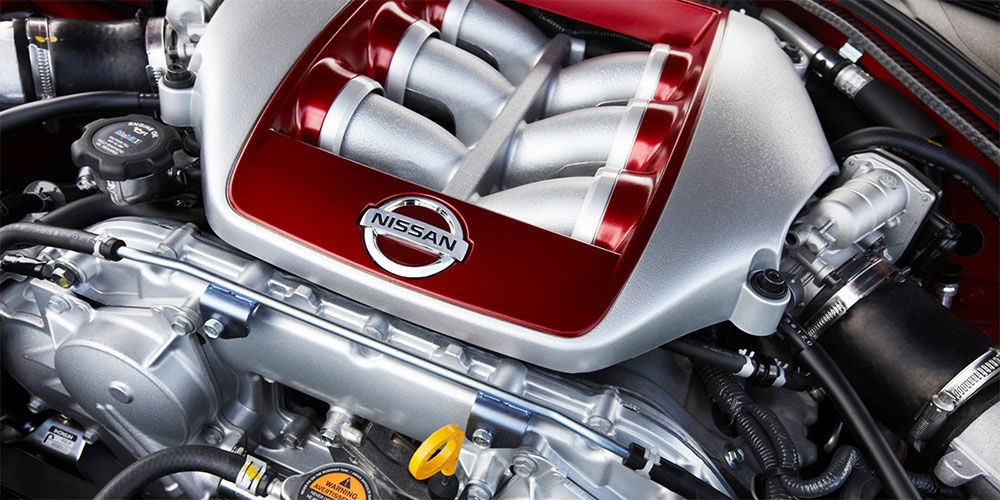 GTR under bonnet 2011