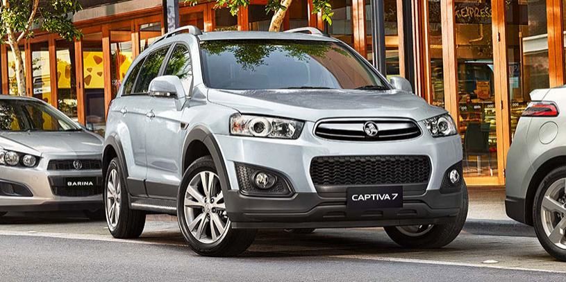 2015 holden captiva front 01