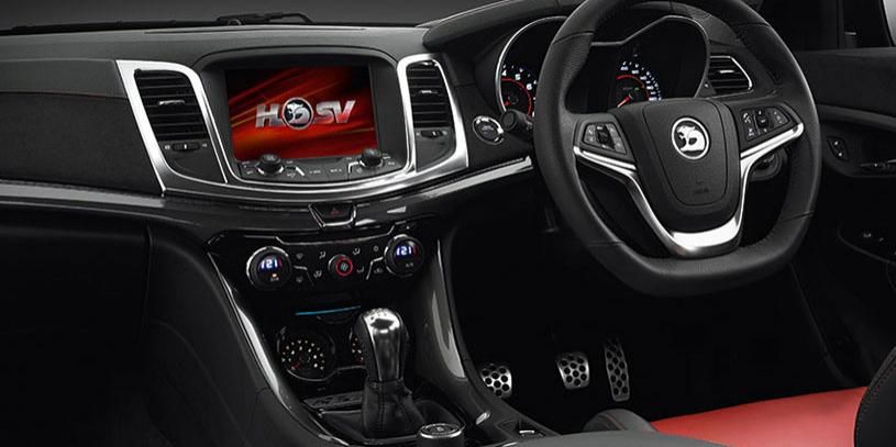 hsv clubsport interior 01