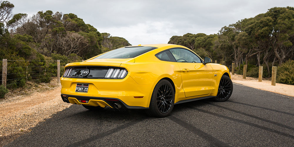 ford mustang gt 2017 rear