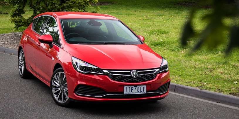 2017 holden astra rsv red